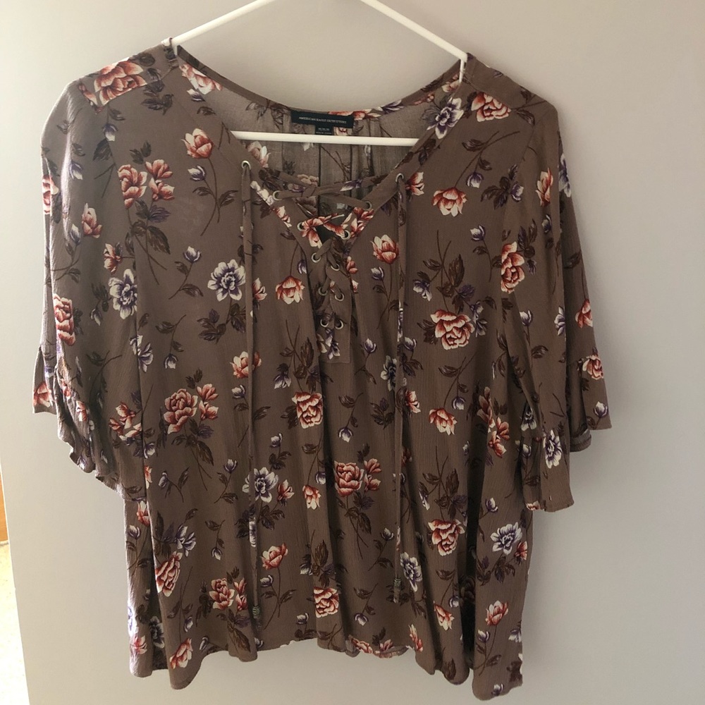 AEO Top